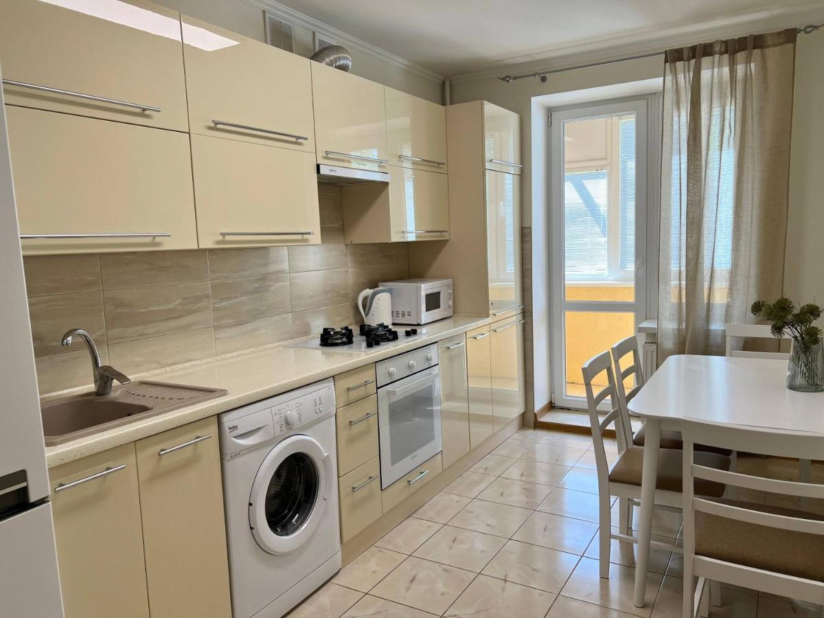 New Apartment "Family Estate" 카미야네치포딜시키 외부 사진